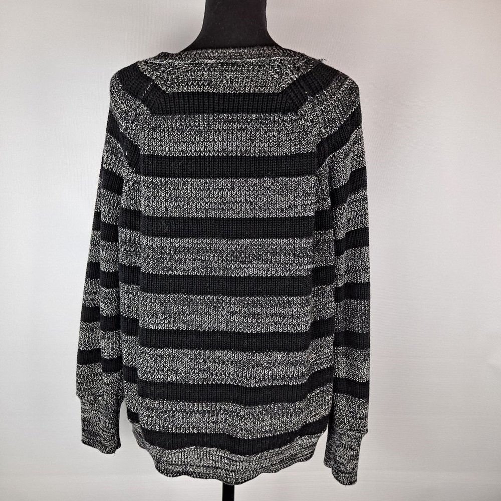 Victoria's Secret Black Striped Sweater Sz XL/TG - Picture 3 of 7